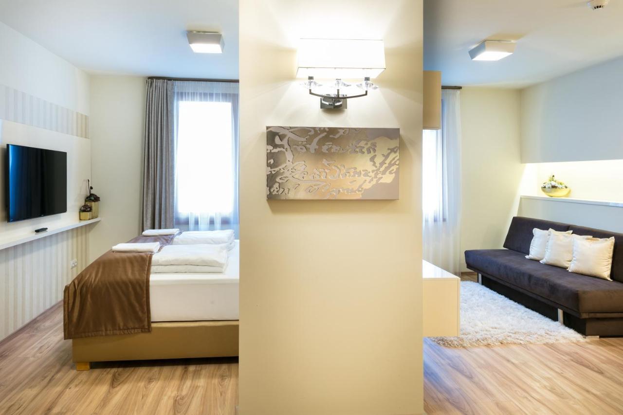 Aparthotel Főtér Rezidencia 2 Győr Exterior foto